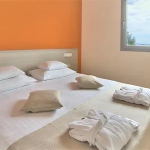 Dieholidaybucht , Weißenburg Kroatien