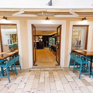 Mido 3*, Zadar Kroatien
